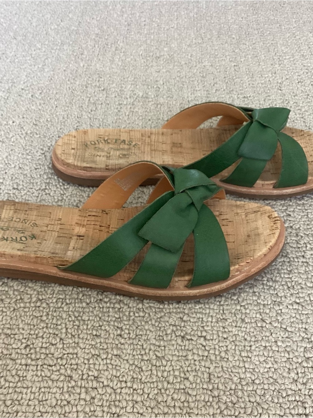 Kork-Ease Green Bow Slide Sandals - Picture 3 of 7